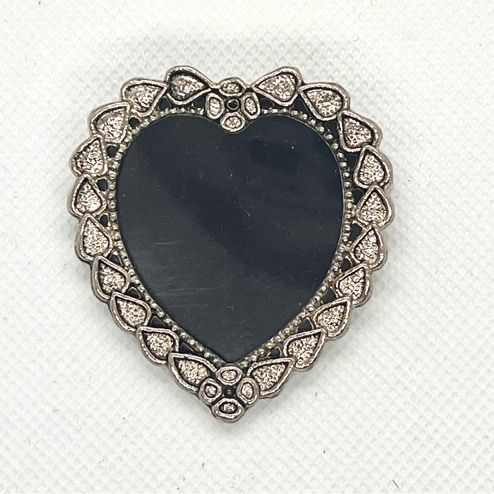 Vintage Silver Tone Heart Shape Frame Inlaid With Rhinestone Pin‎ Brooch 2”
